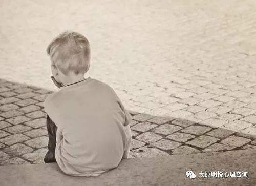 青少年抑郁症的主要表现有哪些？